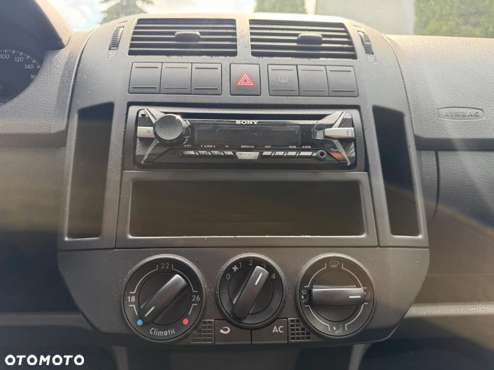 Volkswagen Polo 1.2 12V Comfortline - 16