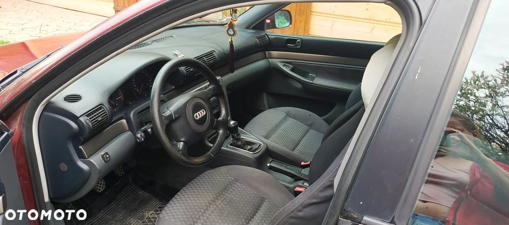 Audi A4 Avant 1.8 - 14