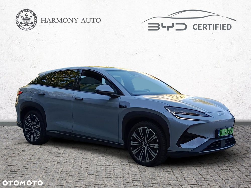 BYD Sealion 7 - 8