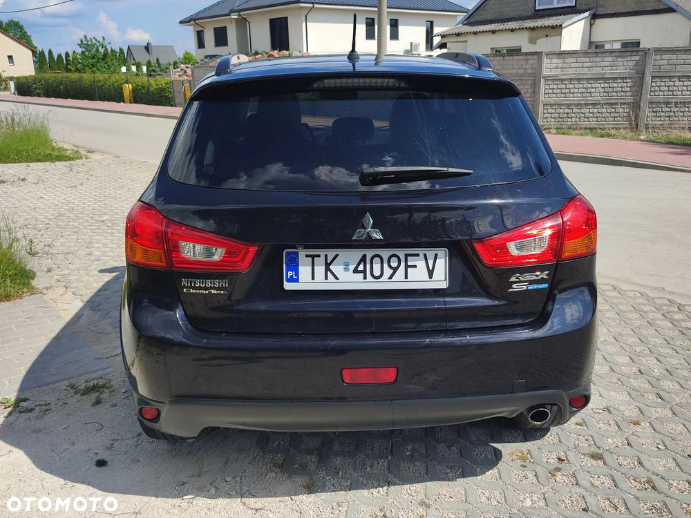 Mitsubishi ASX - 5