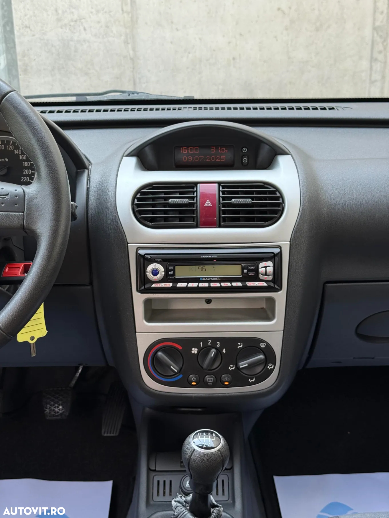 Opel Corsa 1.0 12V Enjoy mit Style Paket - 7