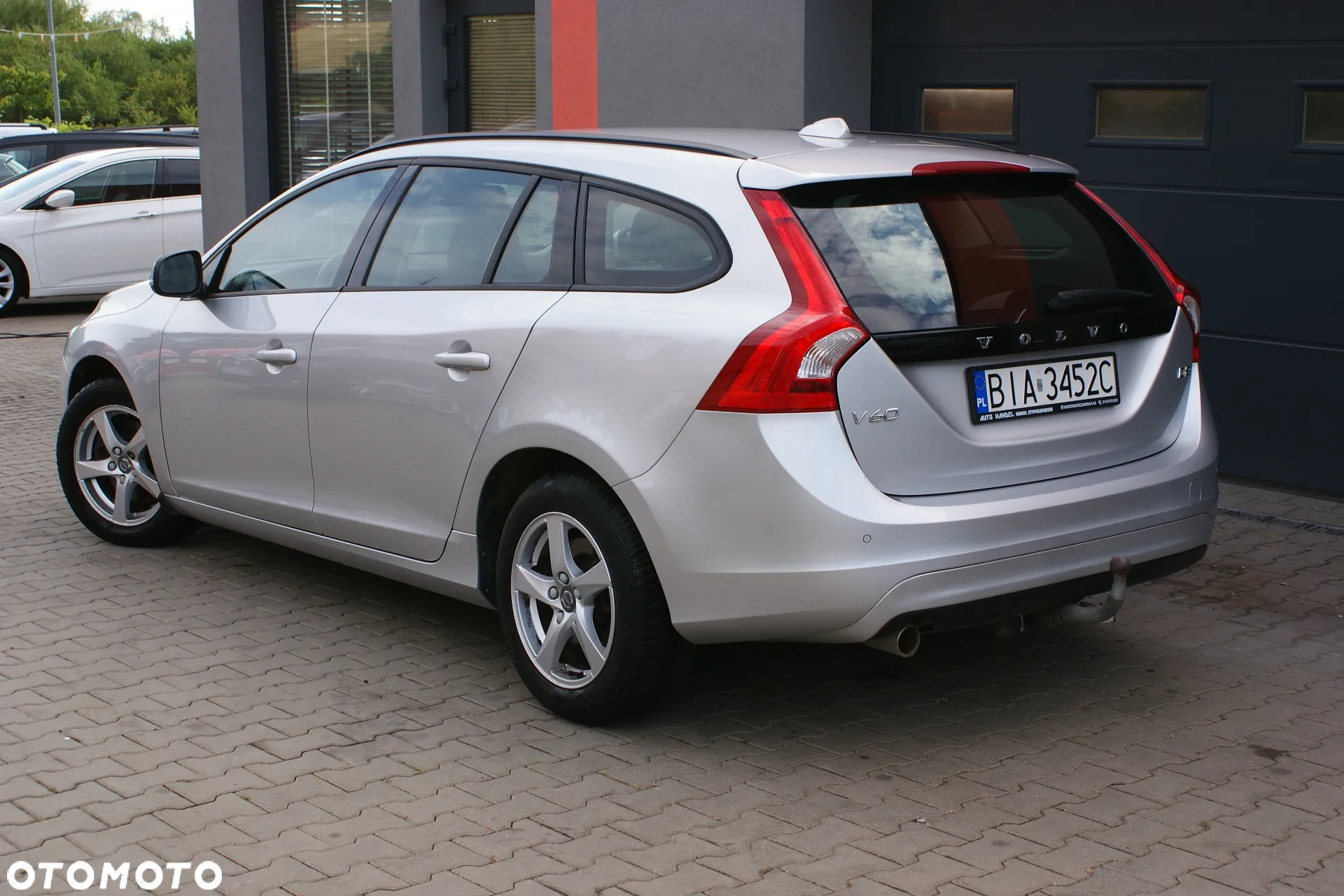 Volvo V60 D2 Drive-E Momentum - 3