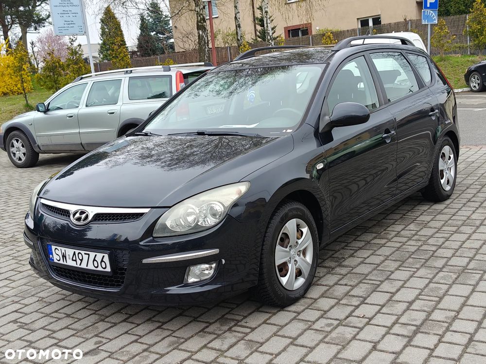 Hyundai i30 1.6 Seasons - 17