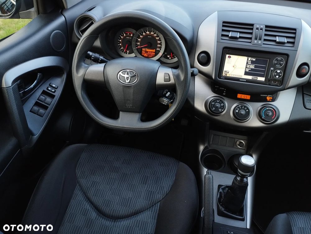 Toyota RAV4 2.0 VVT-i Sol NAVI - 13