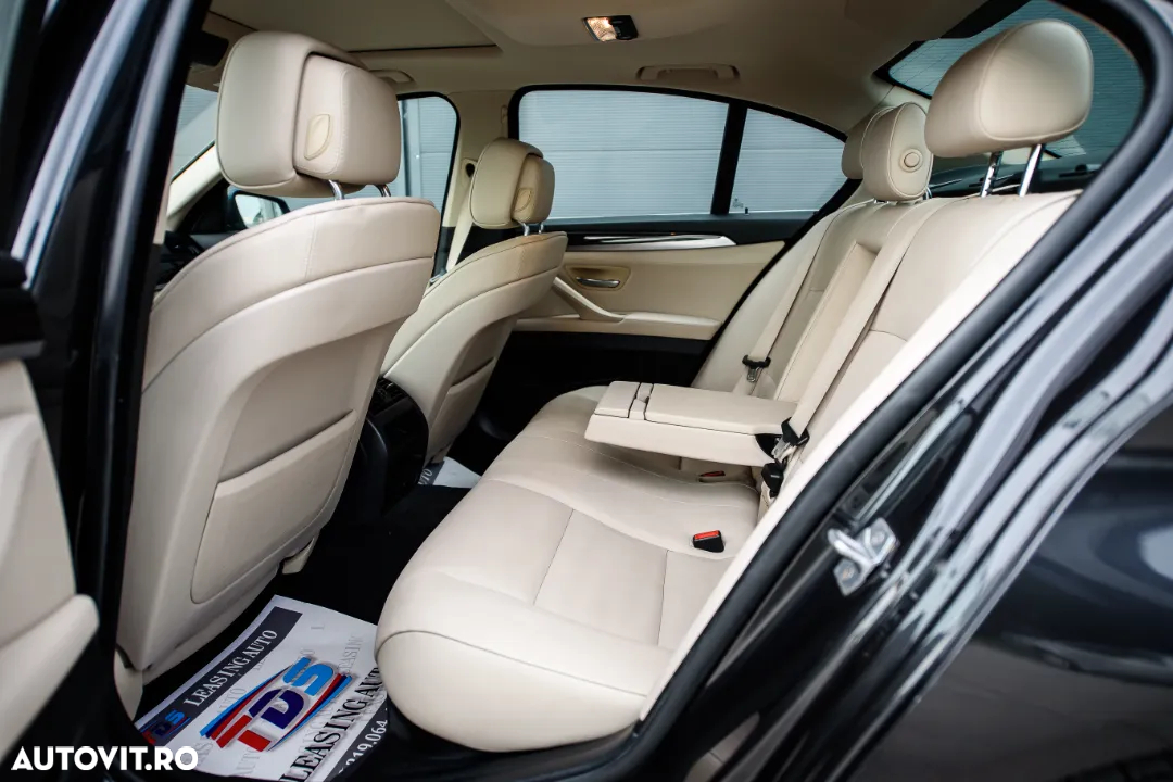 BMW Seria 5 528i Aut. - 23