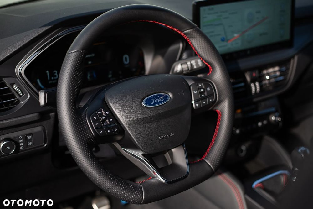 Ford Kuga 1.5 EcoBoost FWD ST-Line X - 14