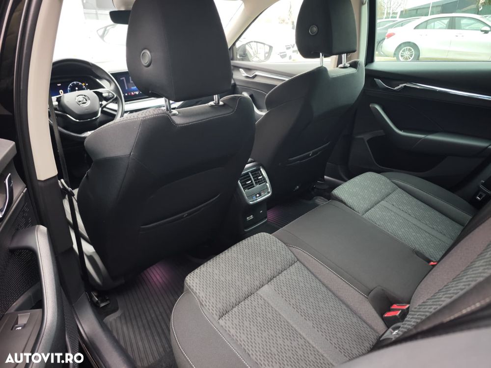 Skoda Octavia Combi Diesel 2.0 TDI Ambition - 12