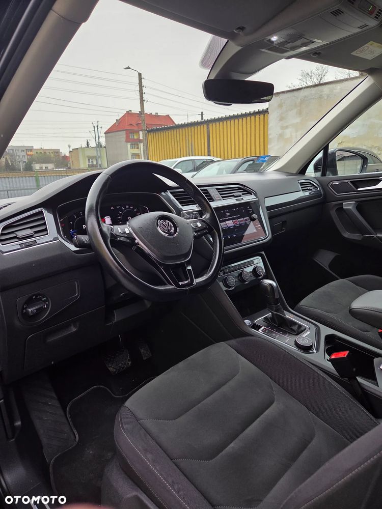 Volkswagen Tiguan Allspace 2.0 TSI 4Mot Highline DSG - 19
