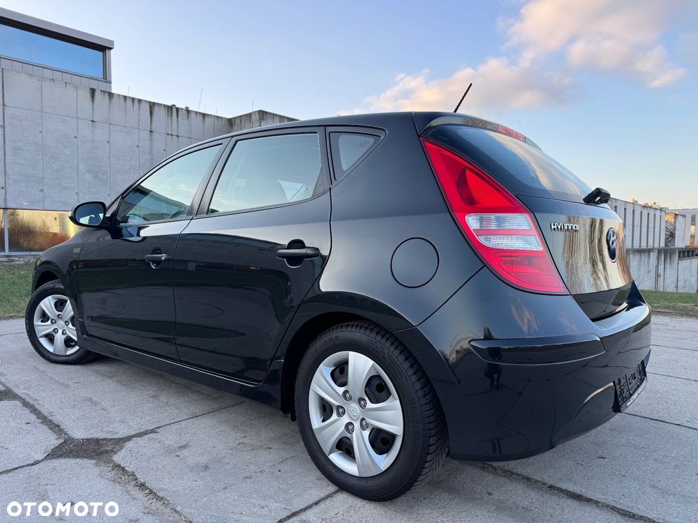 Hyundai i30 1.4 Comfort - 35