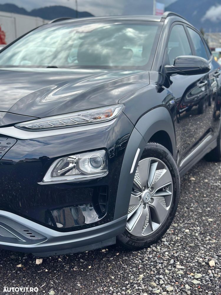 Hyundai KONA Premium - 9