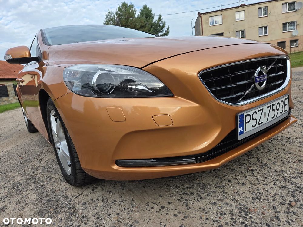 Volvo V40 T2 You - 1