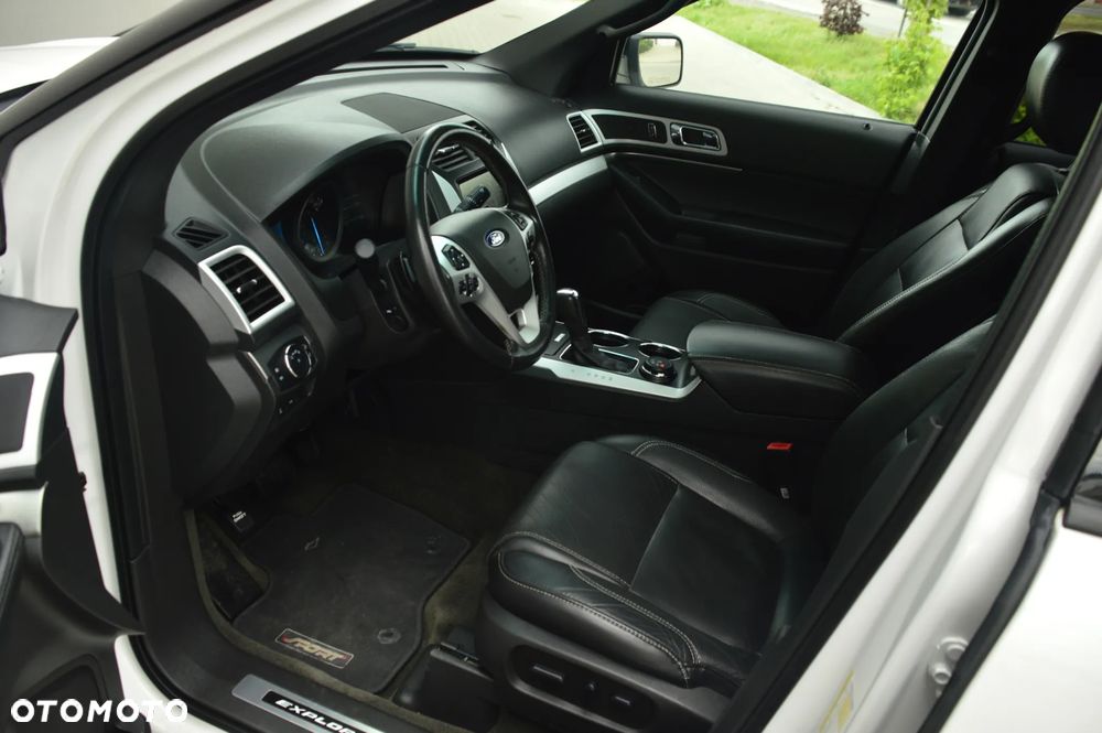 Ford Explorer 4.6 4WD - 24
