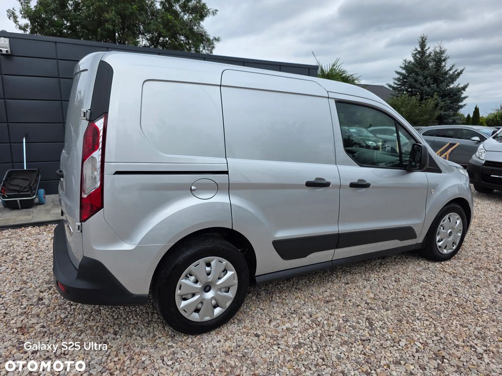 Ford Transit Connect - 14