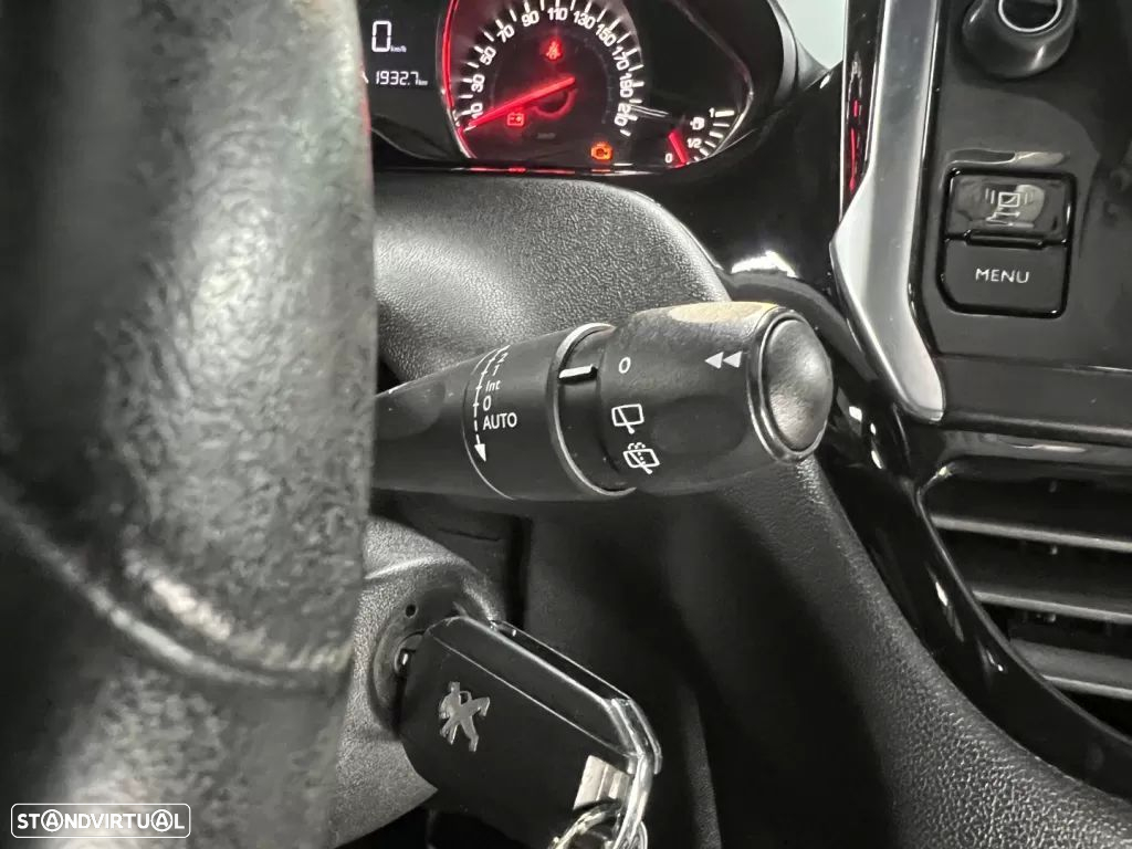Peugeot 208 1.4 HDi Active - 29
