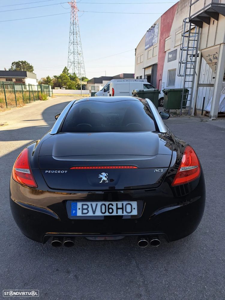 Peugeot RCZ - 2