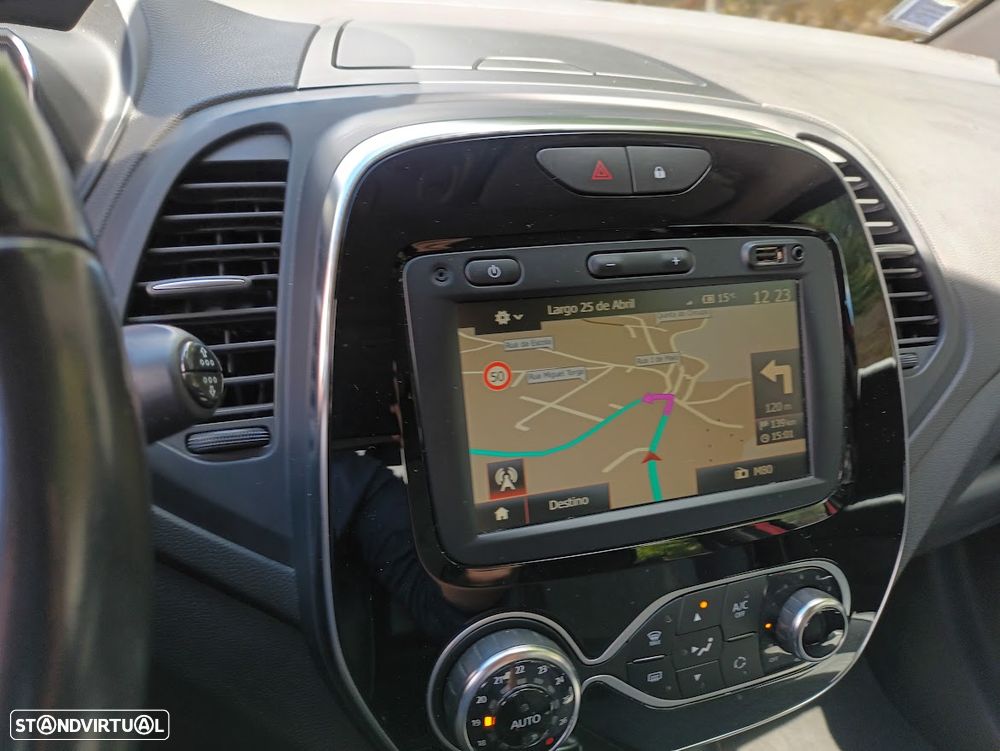 Renault Captur 1.3 TCe Exclusive - 19