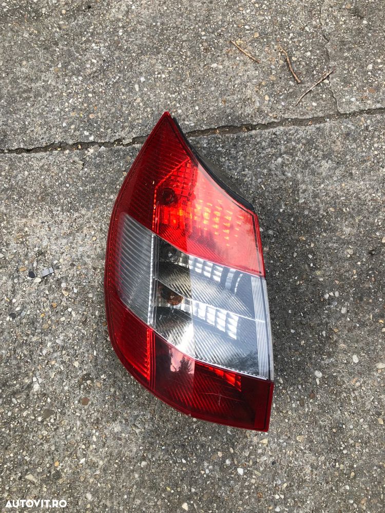 Stop stanga/Stop dreapta Renault Megane Scenic 2005 - 5