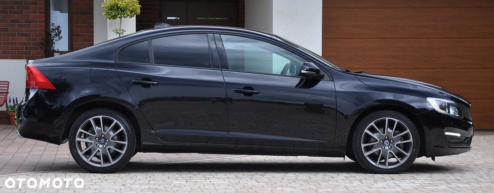 Volvo S60 - 17
