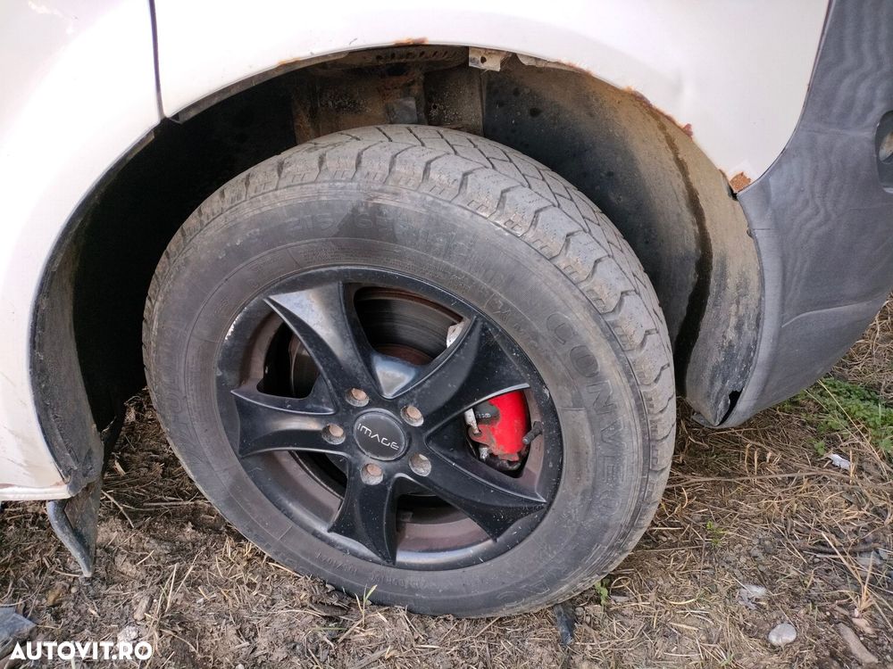 Dezmembrari  VW TRANSPORTER Mk 5 / T5 / caravelle  2003  > 0000 2.5 T - 4