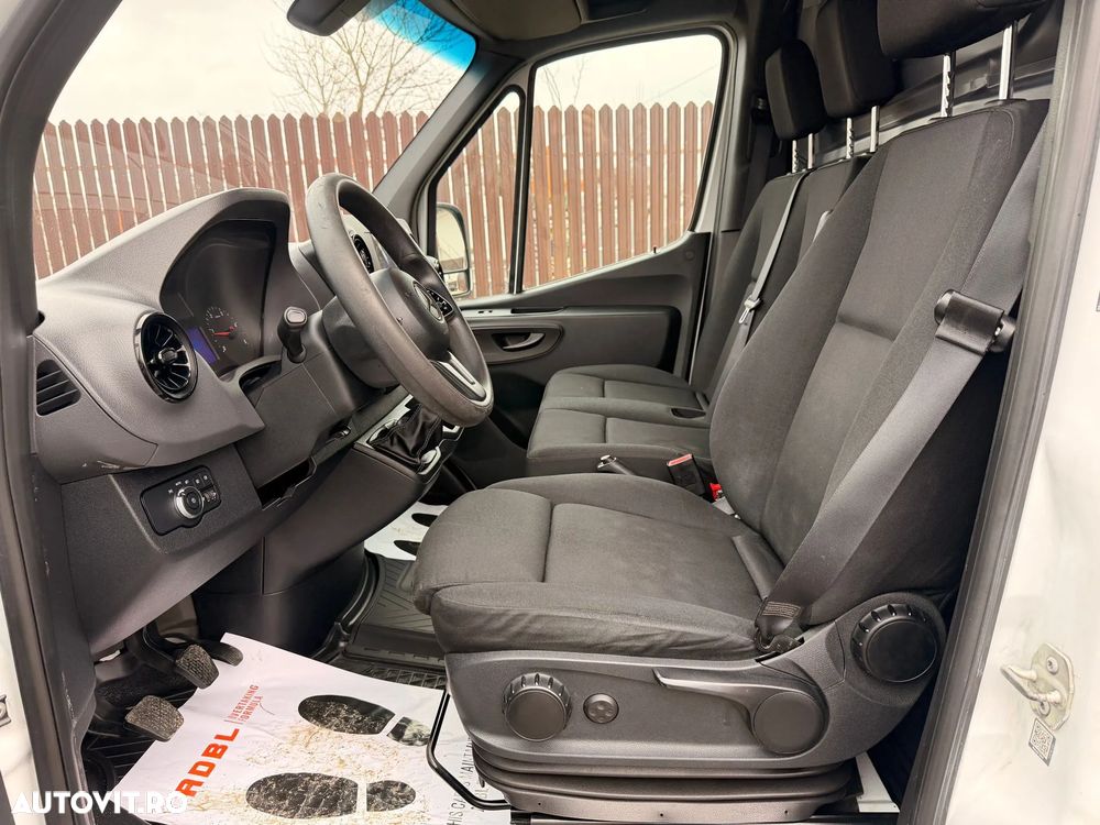 Mercedes-Benz Sprinter - 6