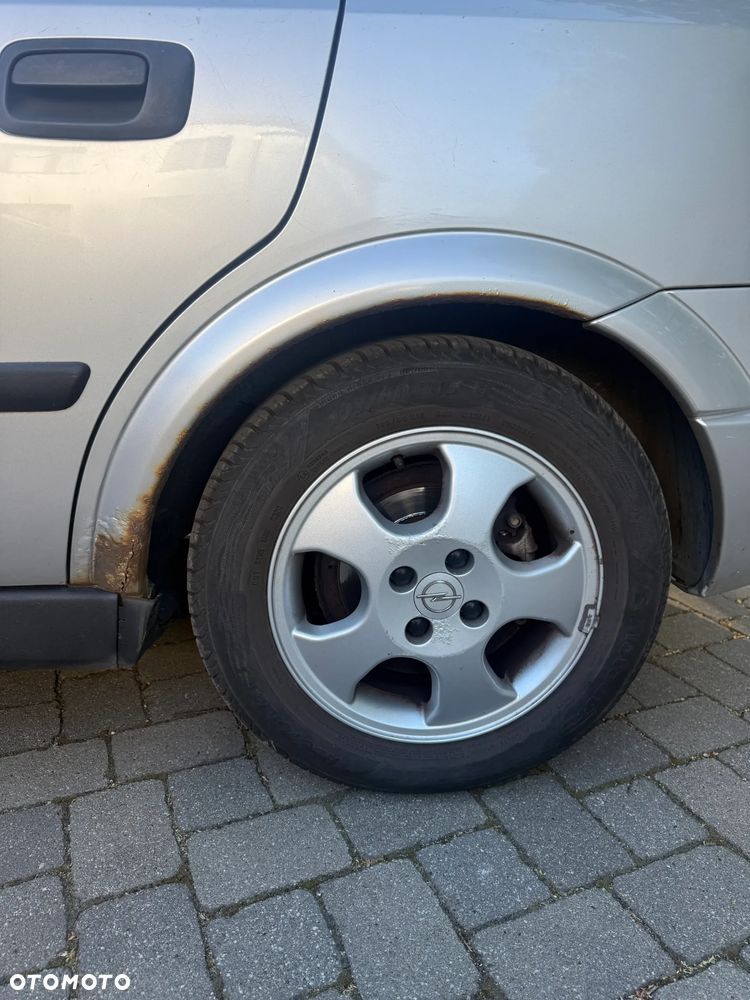 Opel Astra 1.6 CD - 10