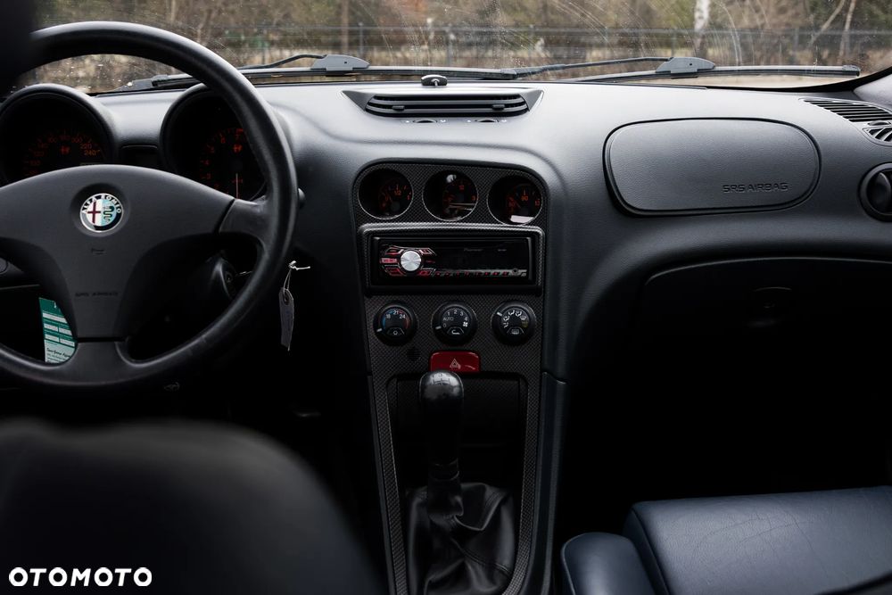 Alfa Romeo 156 2.0 TSpark 16v - 12