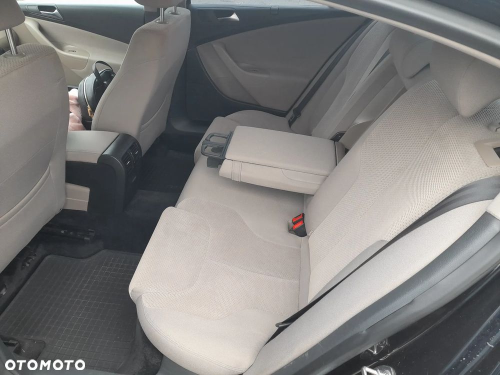 Volkswagen Passat 1.4 TSI Comfortline - 4