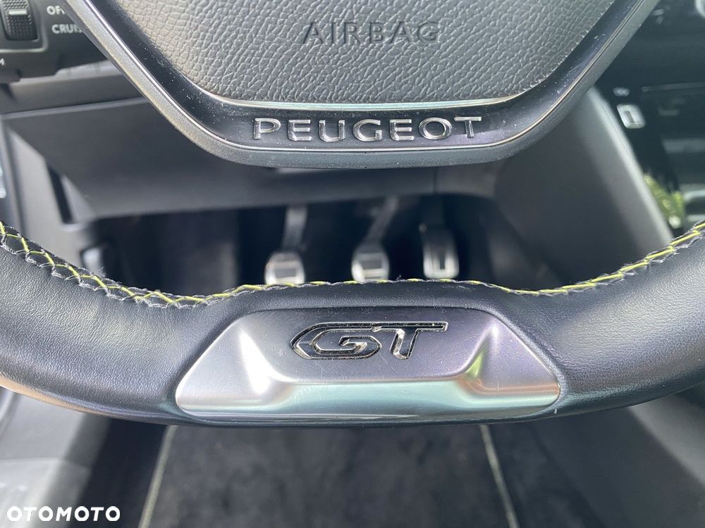Peugeot 2008 1.2 PureTech GT Line S&S - 18