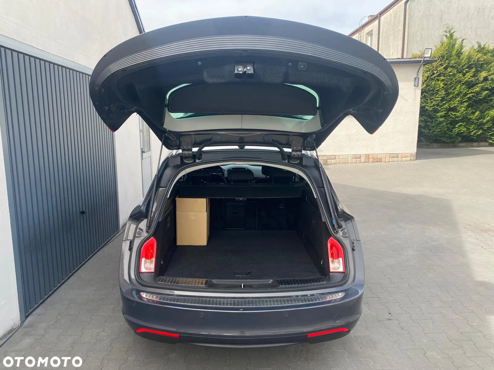Opel Insignia 2.0 CDTI Cosmo - 16