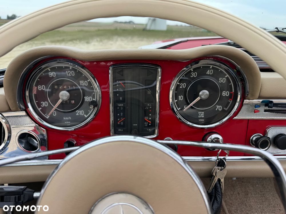 Mercedes-Benz SL - 28