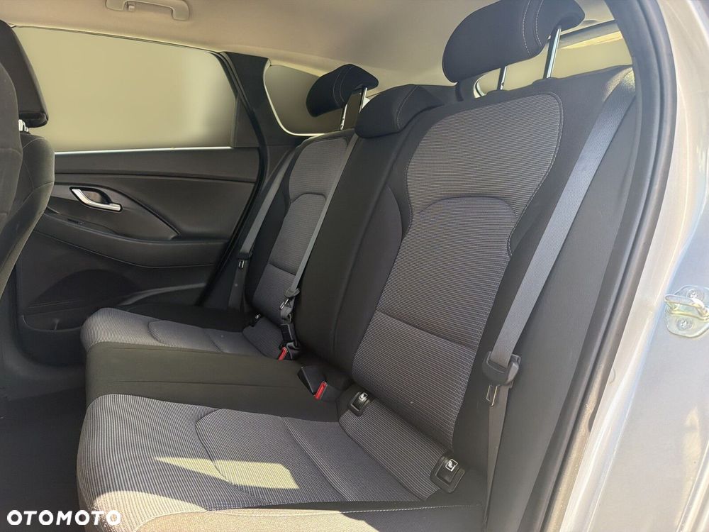 Hyundai i30 - 13