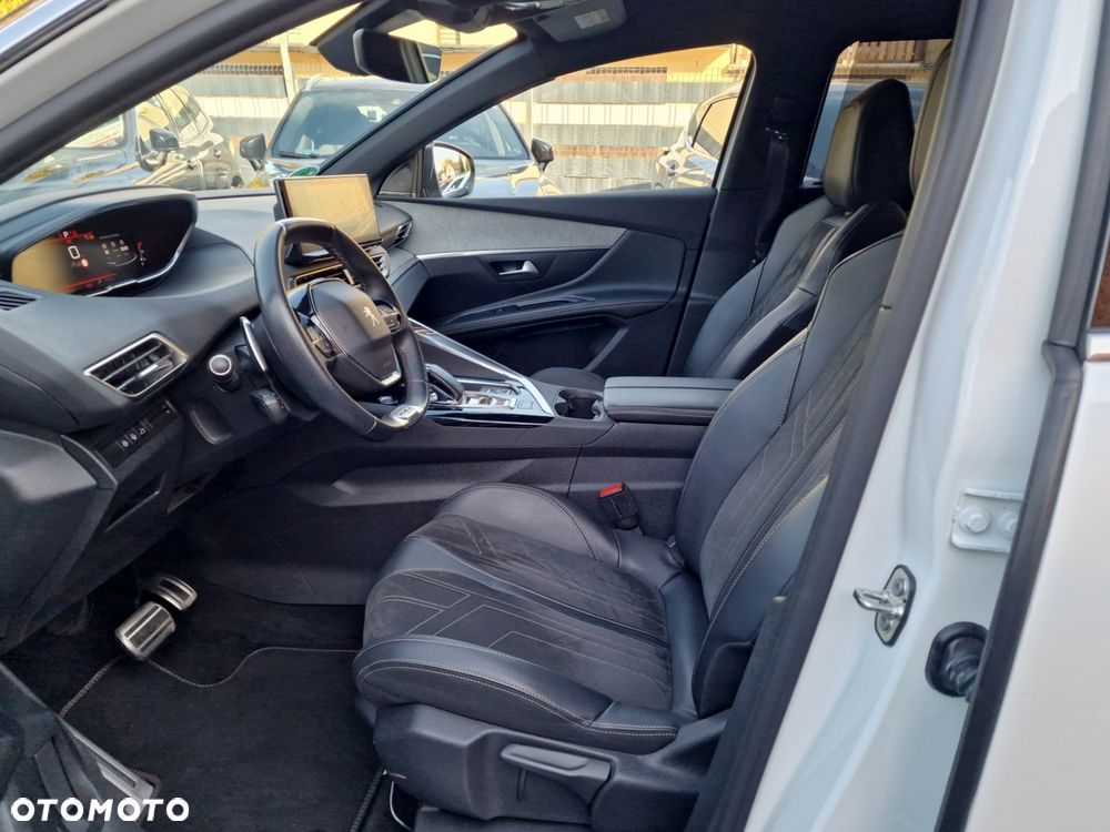 Peugeot 5008 2023