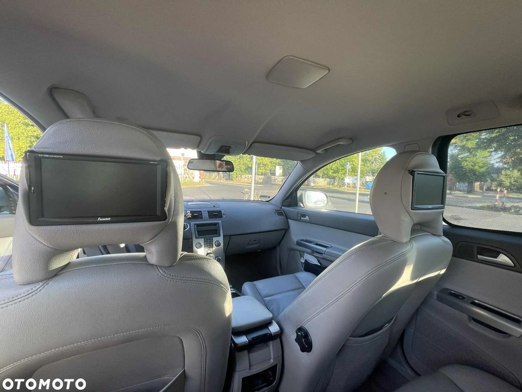 Volvo V50 - 10
