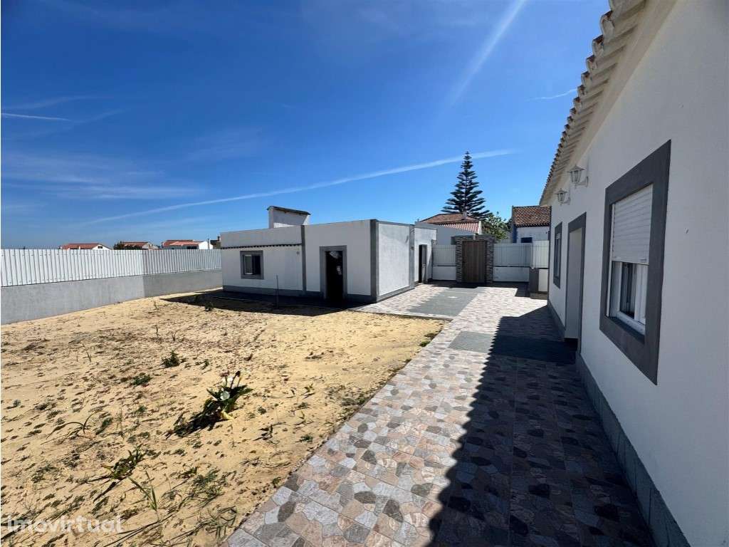 Moradia T2 Renovada na Carrasqueira - Grande imagem: 2/19