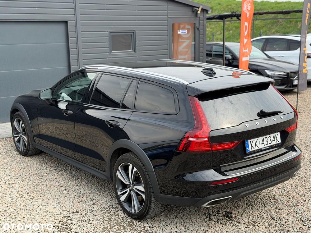 Volvo V60 Cross Country B4 D AWD Geartronic Pro - 14
