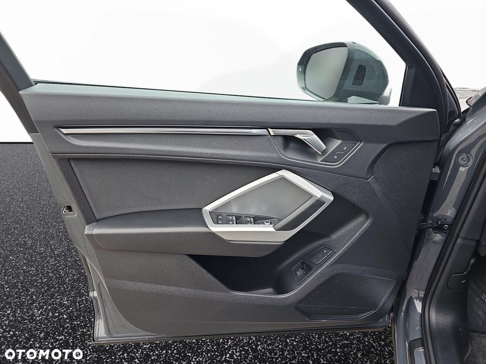 Audi Q3 35 TFSI Advanced S tronic - 9