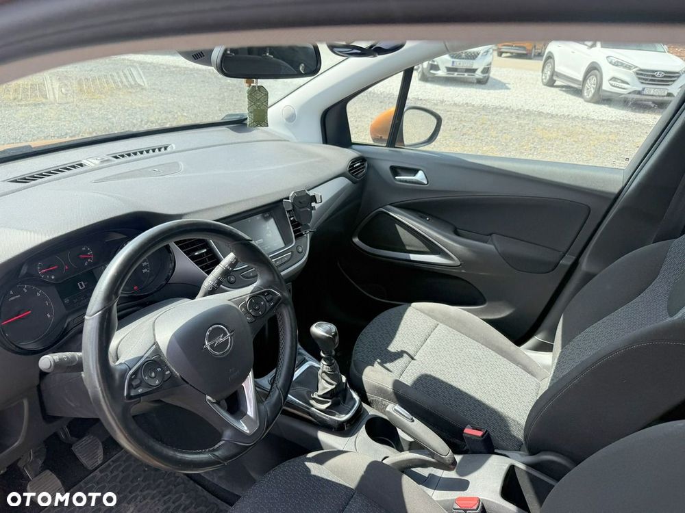 Opel Crossland X - 11