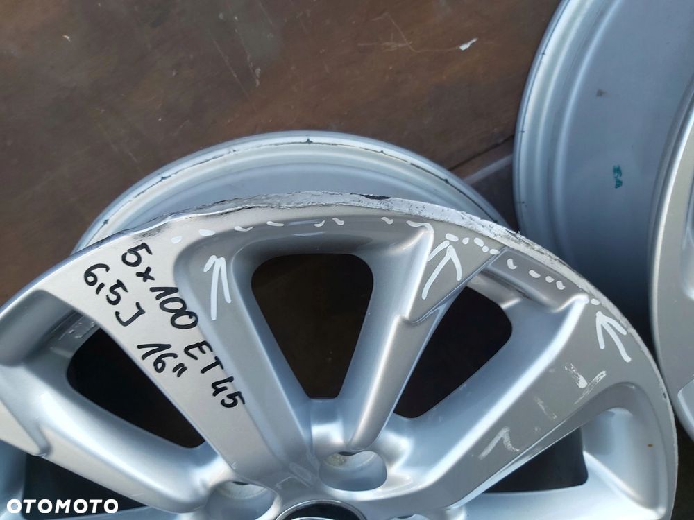 Toyota Yaris Cross IV 5 x 114,3 alufelgi 16 felgi aluminiowe - 5