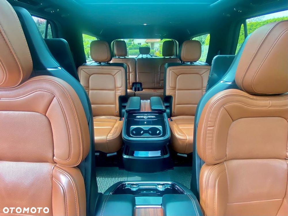 Lincoln Navigator - 5