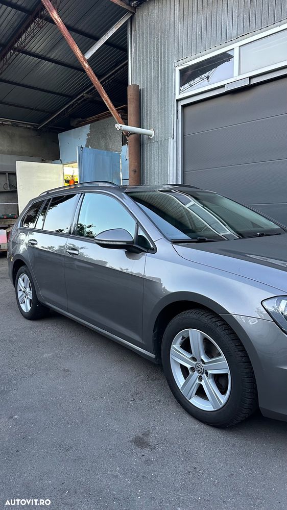 Volkswagen Golf 2.0 TDI (BlueMotion Technology) DSG Comfortline - 28