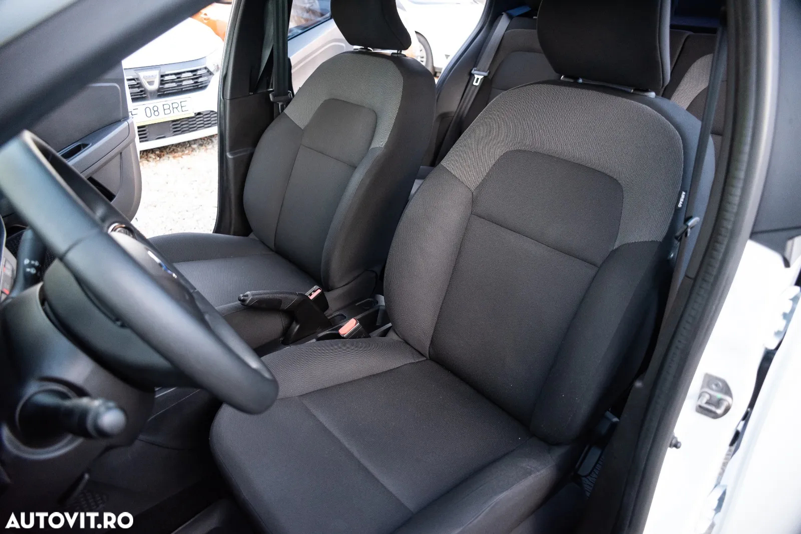 Dacia Logan ECO-G 100 Essential - 12
