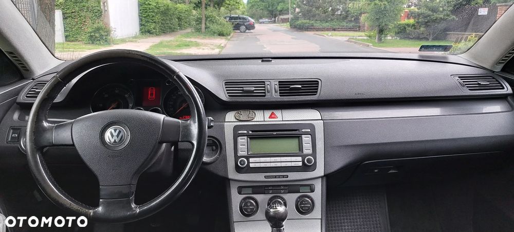 Volkswagen Passat 2.0 TDI DPF Sportline - 7
