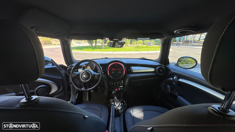 MINI 3 Portas Cooper SD - 12