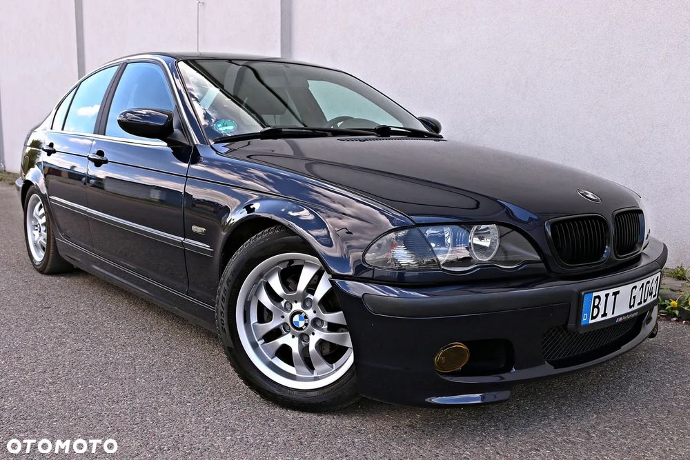 BMW Seria 3 320i - 8