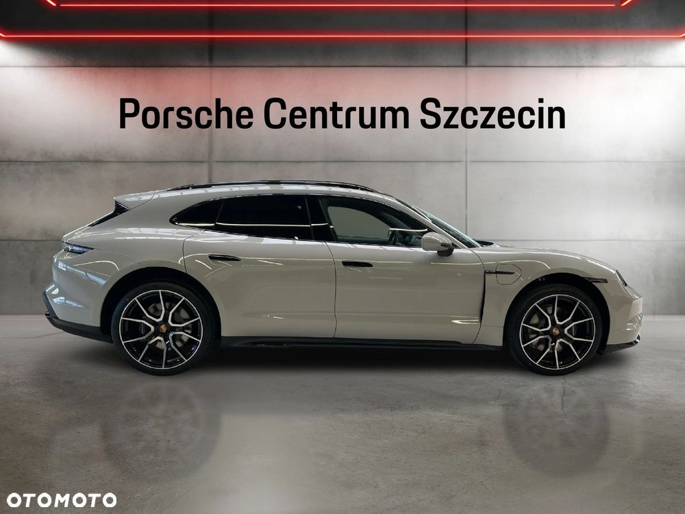 Porsche Taycan 105kWh Sport Turismo Performance Plus - 6
