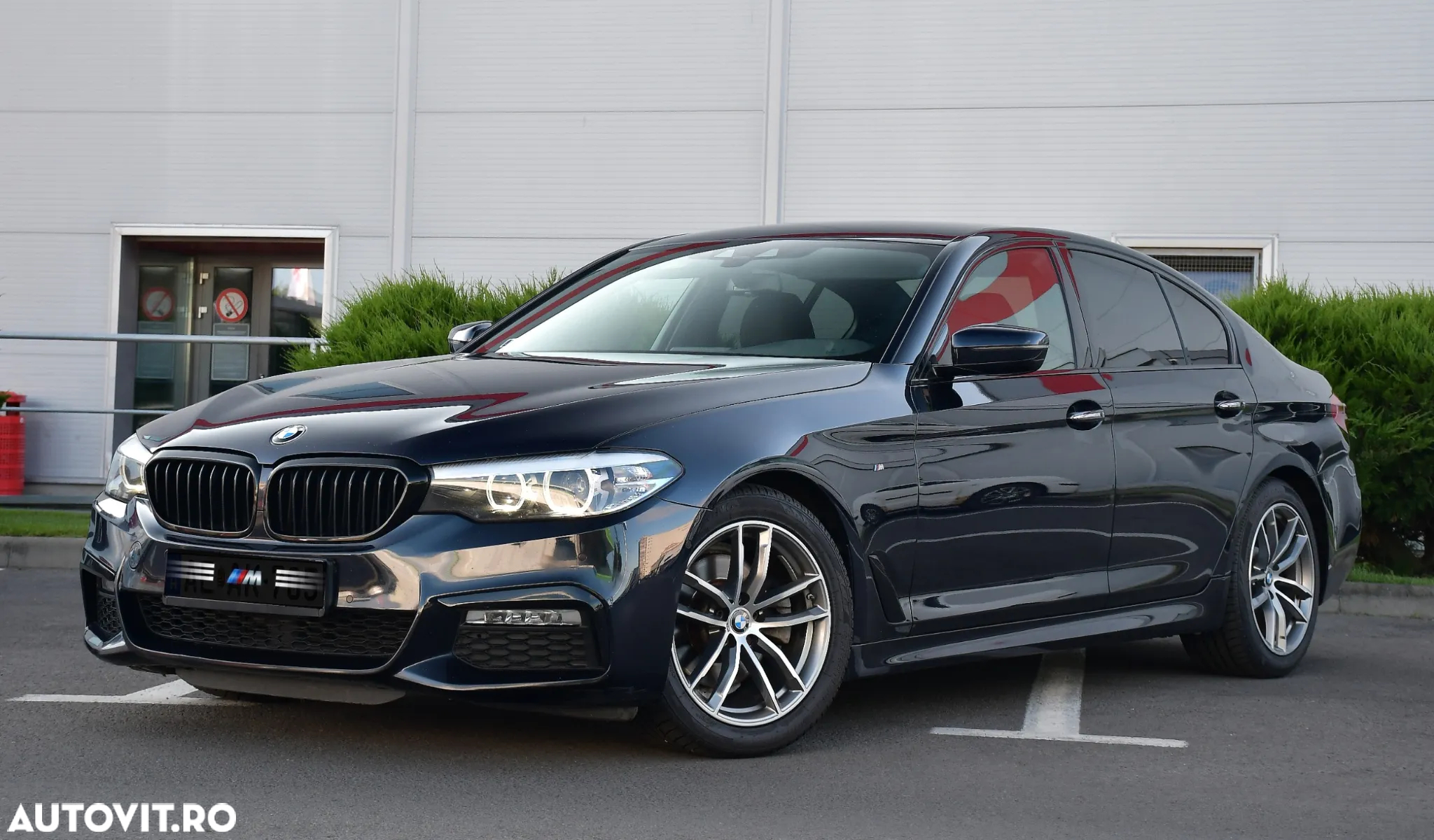 BMW Seria 5 520d Aut. M Sport Edition - 11