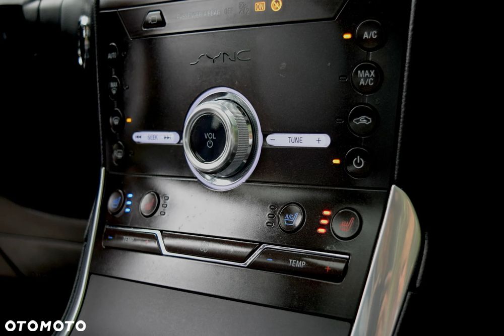 Ford Edge - 20