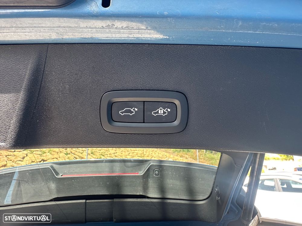 Volvo XC 40 T4 Recharge DKG Inscription - 19