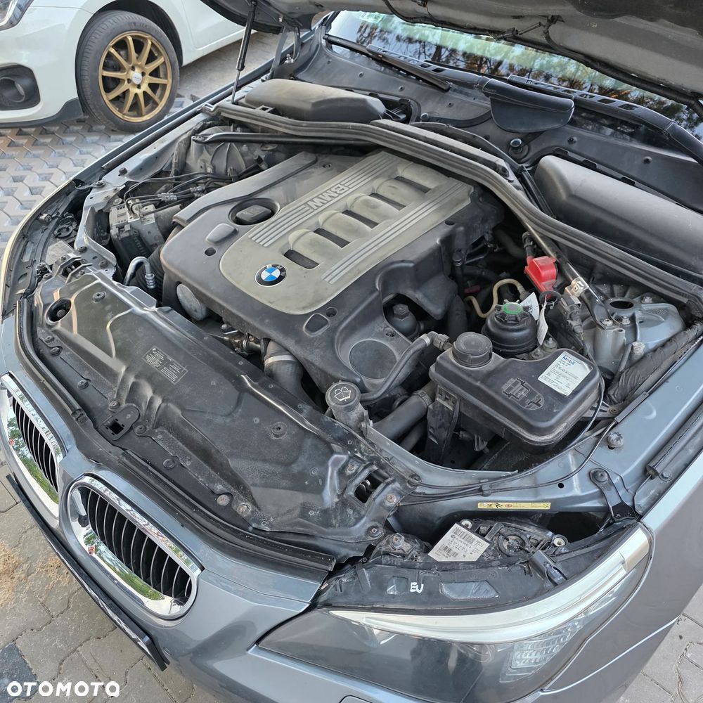 BMW Seria 5 - 16