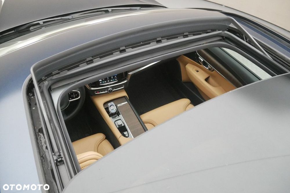 Volvo V90 B5 D AWD Ultimate Dark - 35